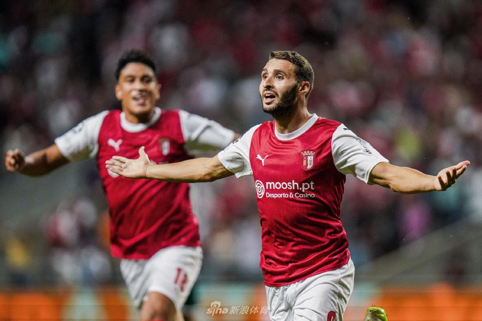 总监亚历山 总监亚历山