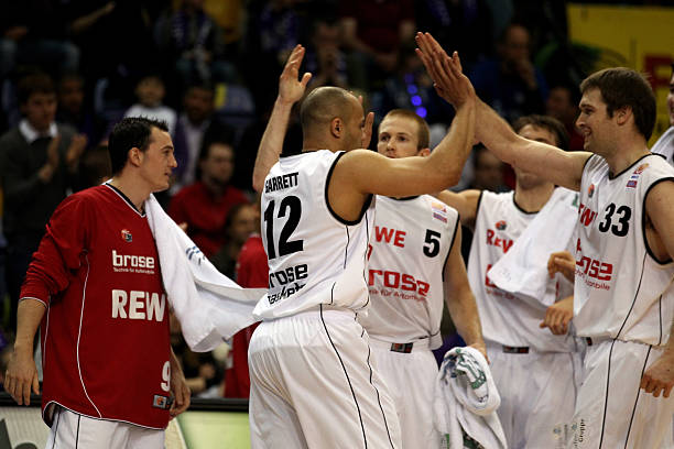 此役中斯图 此役中斯图