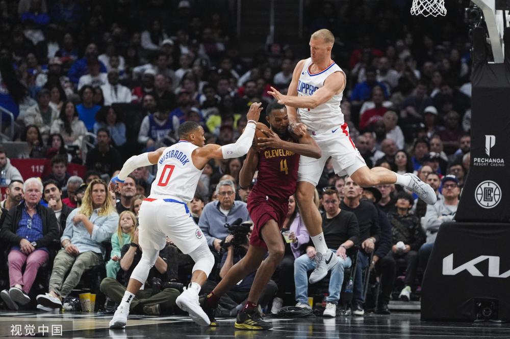 在足球竞技 在足球竞技