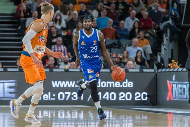 比赛中多次 比赛中多次